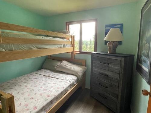 2335 Richan Road, Dryden, ON - Indoor Photo Showing Bedroom