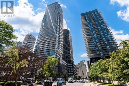 405 - 39 Roehampton Avenue, Toronto (Mount Pleasant West), ON - Outdoor With Facade