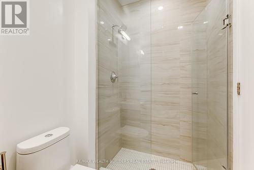 405 - 39 Roehampton Avenue, Toronto (Mount Pleasant West), ON - Indoor Photo Showing Bathroom