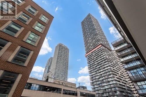 405 - 39 Roehampton Avenue, Toronto (Mount Pleasant West), ON - Outdoor With Facade