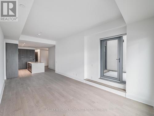 612 - 280 Howland Avenue, Toronto, ON - Indoor Photo Showing Other Room