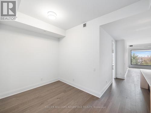 612 - 280 Howland Avenue, Toronto, ON - Indoor Photo Showing Other Room