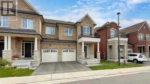 11 Thornapple Lane, Richmond Hill (Oak Ridges Lake Wilcox), ON - Outdoor With Facade