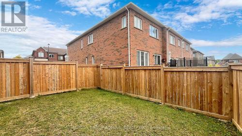 11 Thornapple Lane, Richmond Hill (Oak Ridges Lake Wilcox), ON - Outdoor