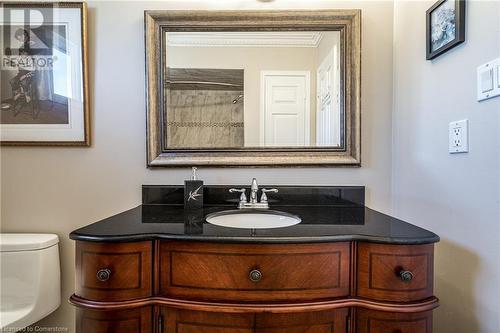 2169 Mystic Court, Burlington, ON - Indoor Photo Showing Bathroom