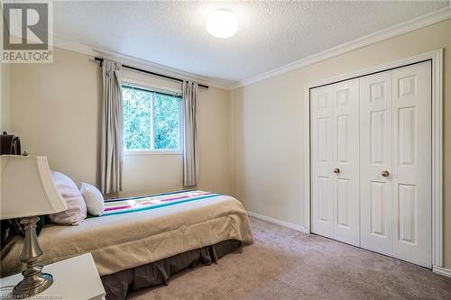 2169 Mystic Court, Burlington, ON - Indoor Photo Showing Bedroom