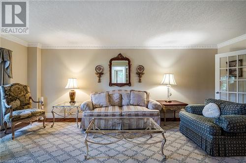 2169 Mystic Court, Burlington, ON - Indoor Photo Showing Living Room