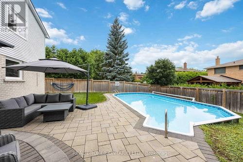 265 London Road, Newmarket (Bristol-London), ON - Outdoor With Backyard