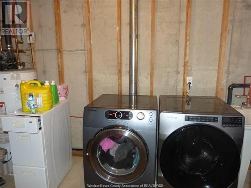 265 Dieppe Crescent, Kingsville, ON - Indoor Photo Showing Laundry Room