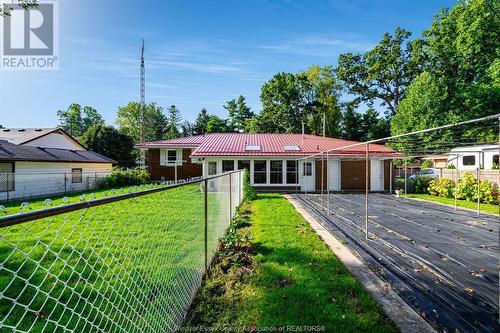 88 Sherman Road, Kingsville, ON - Outdoor