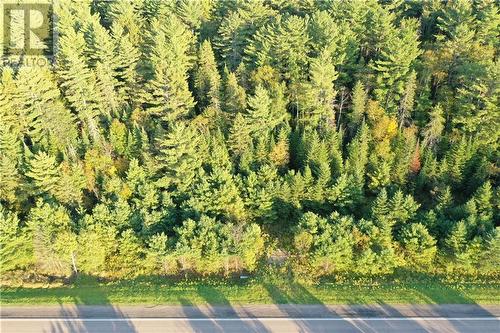 Round Lake Road, Pembroke, ON 