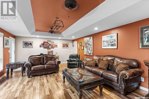 3103 Caen Street, Saskatoon, SK - Indoor Photo Showing Living Room