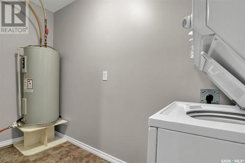 301 6345 Rochdale Boulevard, Regina, SK - Indoor Photo Showing Laundry Room