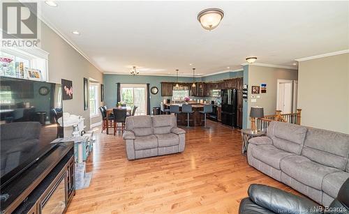 9506 Route 8 Highway, Blissfield, NB - Indoor Photo Showing Living Room