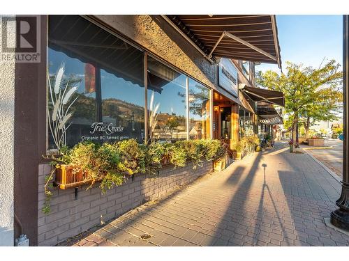 10110 Main Street, Summerland, BC 