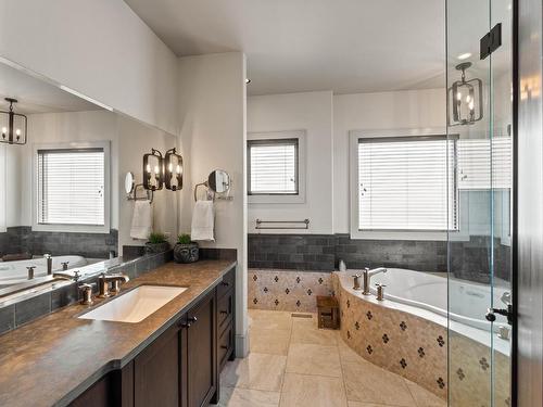 1709 Cheakamus Drive, Kamloops, BC - Indoor Photo Showing Bathroom