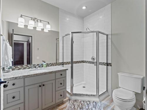 1709 Cheakamus Drive, Kamloops, BC - Indoor Photo Showing Bathroom