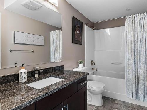 24-950 Ida Lane, Kamloops, BC - Indoor Photo Showing Bathroom