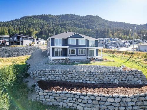 416 Colonia Dr, Ladysmith, BC 