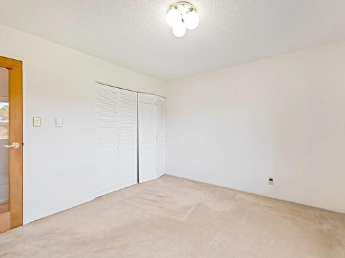 412-1433 Faircliff Lane, Victoria, BC - Indoor Photo Showing Other Room