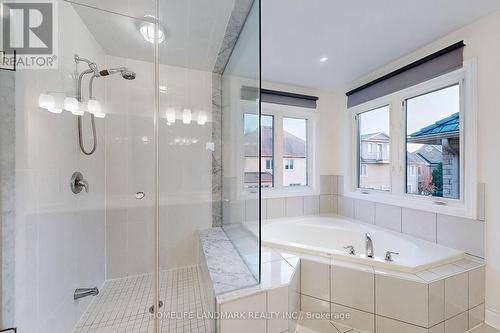 1008 Sherman Brock Circle, Newmarket, ON - Indoor Photo Showing Bathroom