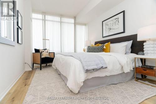 605 - 15 Windermere Avenue, Toronto (High Park-Swansea), ON - Indoor Photo Showing Bedroom