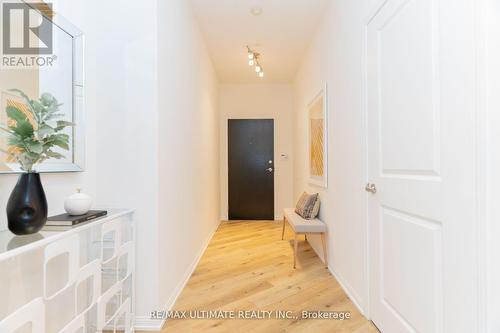 605 - 15 Windermere Avenue, Toronto, ON - Indoor Photo Showing Other Room