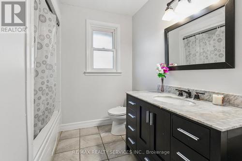 5 Mcclure Avenue, Brampton (Northwood Park), ON - Indoor Photo Showing Bathroom