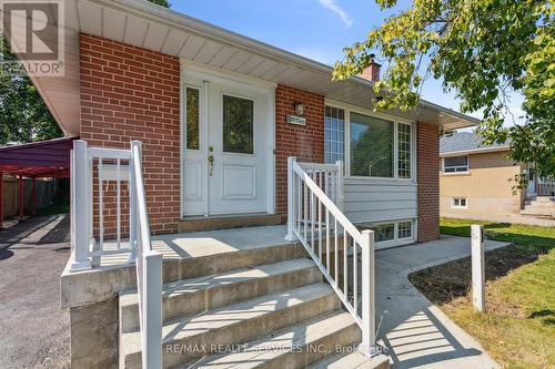 5 Mcclure Avenue, Brampton (Northwood Park), ON - Outdoor With Exterior