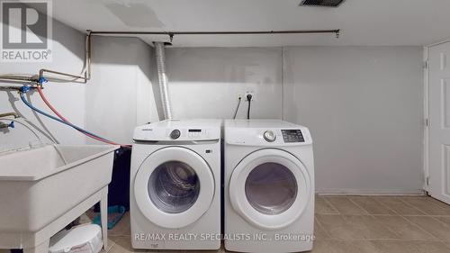 28 Abell Drive, Brampton, ON - Indoor Photo Showing Laundry Room