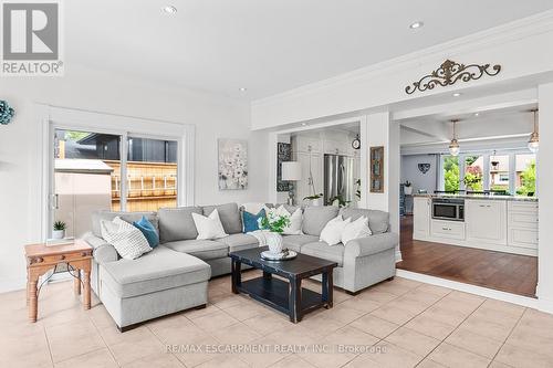 5407 Murray Crescent, Burlington (Appleby), ON - Indoor Photo Showing Living Room