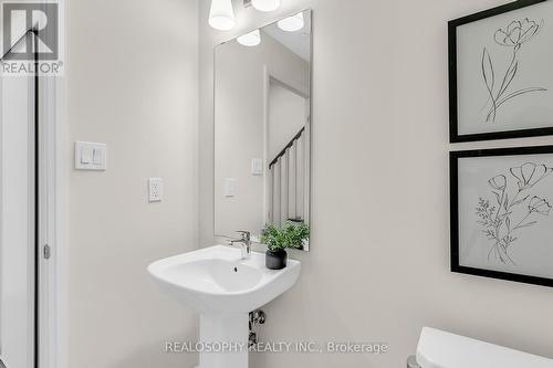 17 - 670 Atwater Avenue, Mississauga, ON - Indoor Photo Showing Bathroom