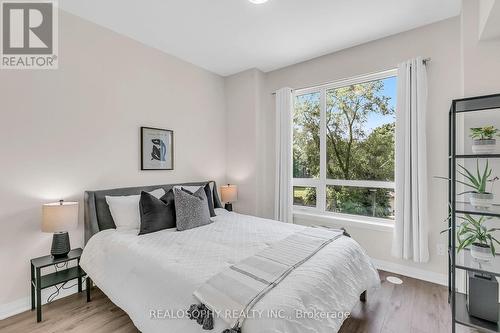 17 - 670 Atwater Avenue, Mississauga, ON - Indoor Photo Showing Bedroom