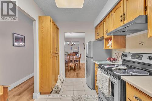 206 - 93 Westwood Road, Guelph, ON - Indoor Photo Showing Kitchen