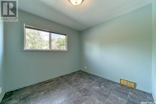 1201 Queen Street, Regina, SK - Indoor Photo Showing Other Room