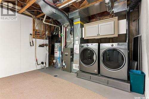 7902 Gordon Staseson Boulevard, Regina, SK - Indoor Photo Showing Laundry Room