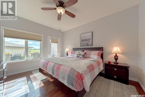 16 1590 4Th Avenue Nw, Moose Jaw, SK - Indoor Photo Showing Bedroom