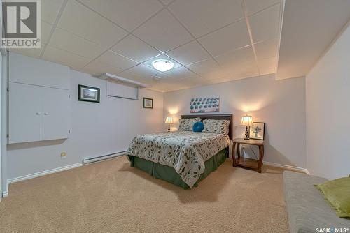 16 1590 4Th Avenue Nw, Moose Jaw, SK - Indoor Photo Showing Bedroom