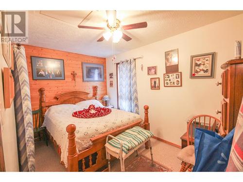 352 100B Avenue, Dawson Creek, BC - Indoor Photo Showing Bedroom