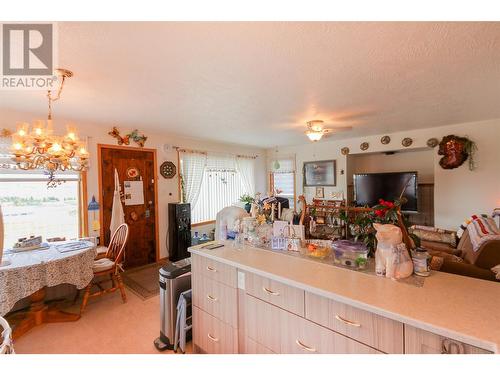 352 100B Avenue, Dawson Creek, BC - Indoor