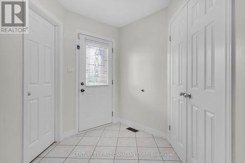 2079 Foxwood Avenue, London, ON - Indoor Photo Showing Other Room