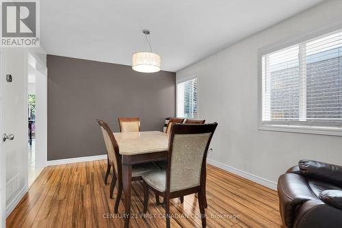 2079 Foxwood Avenue, London, ON - Indoor Photo Showing Dining Room