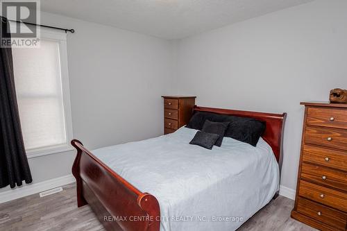 75 Manitoba Street, St. Thomas, ON - Indoor Photo Showing Bedroom