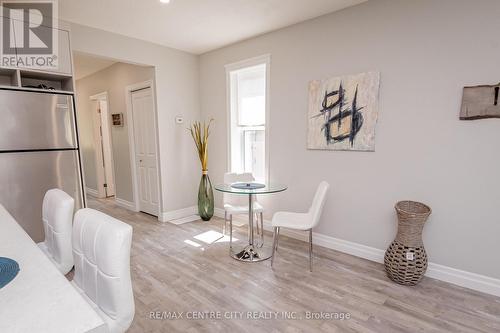 75 Manitoba Street, St. Thomas, ON - Indoor Photo Showing Dining Room