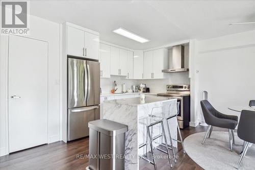 106 - 5 Vicora Linkway, Toronto, ON - Indoor Photo Showing Kitchen With Stainless Steel Kitchen