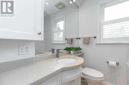 61 Yonge Boulevard, Toronto, ON - Indoor Photo Showing Bathroom