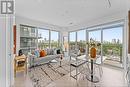 603 - 500 Dupont Street, Toronto, ON  - Indoor Photo Showing Living Room 