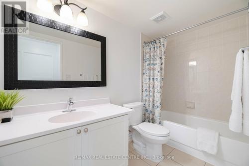 1002 - 145 Hillcrest Avenue, Mississauga (Cooksville), ON - Indoor Photo Showing Bathroom