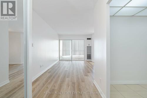 1002 - 145 Hillcrest Avenue, Mississauga (Cooksville), ON - Indoor Photo Showing Other Room