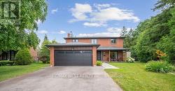 4021 MAHOGANY ROW  Mississauga, ON L4W 2H7